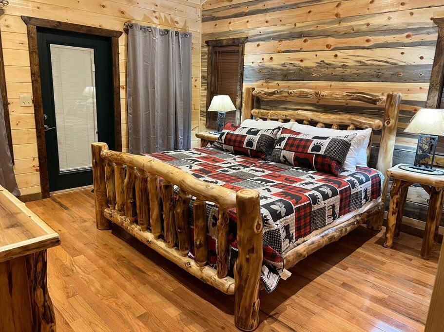 * * 4 Master Bedrooms, Views, Theater, Arcade, Evc Gatlinburg Esterno foto