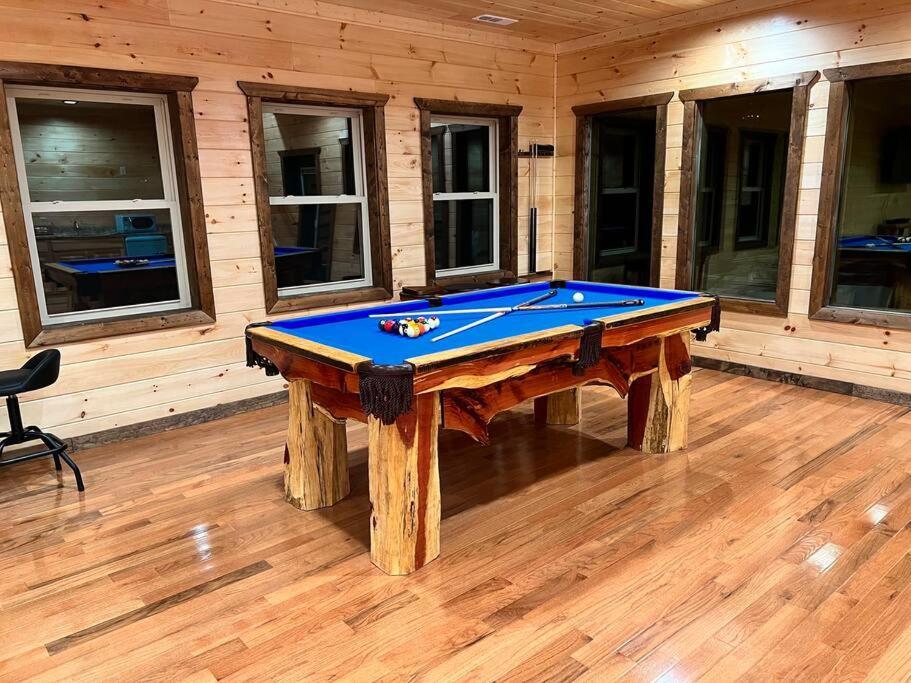 * * 4 Master Bedrooms, Views, Theater, Arcade, Evc Gatlinburg Esterno foto